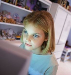 Protect your kids while they are online